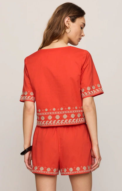 CAST OF WAVES TOP IN LYCHEE