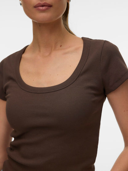 CHLOE SCOOP NECK TEE
