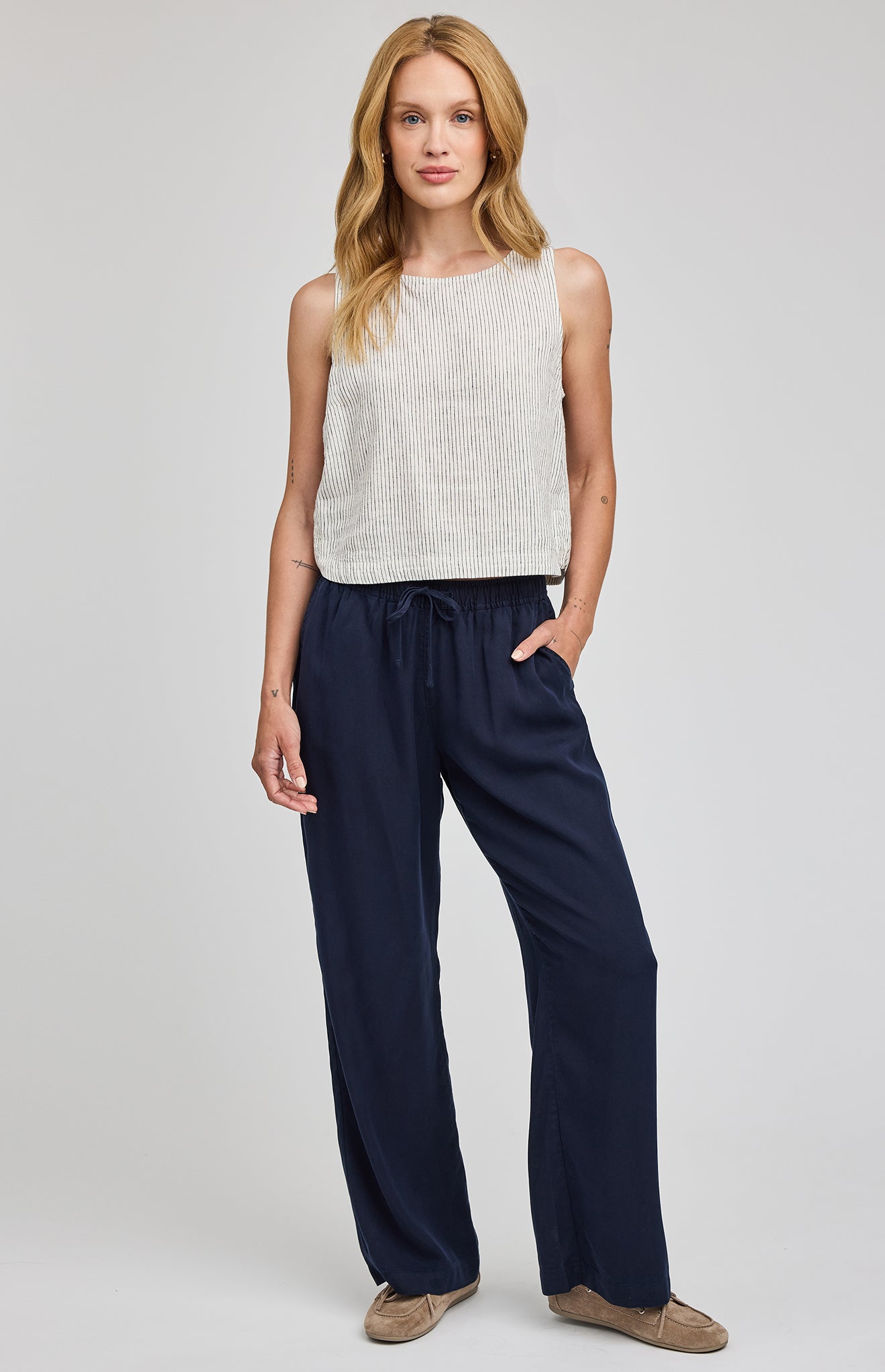 LEANNA Sleeveless Top