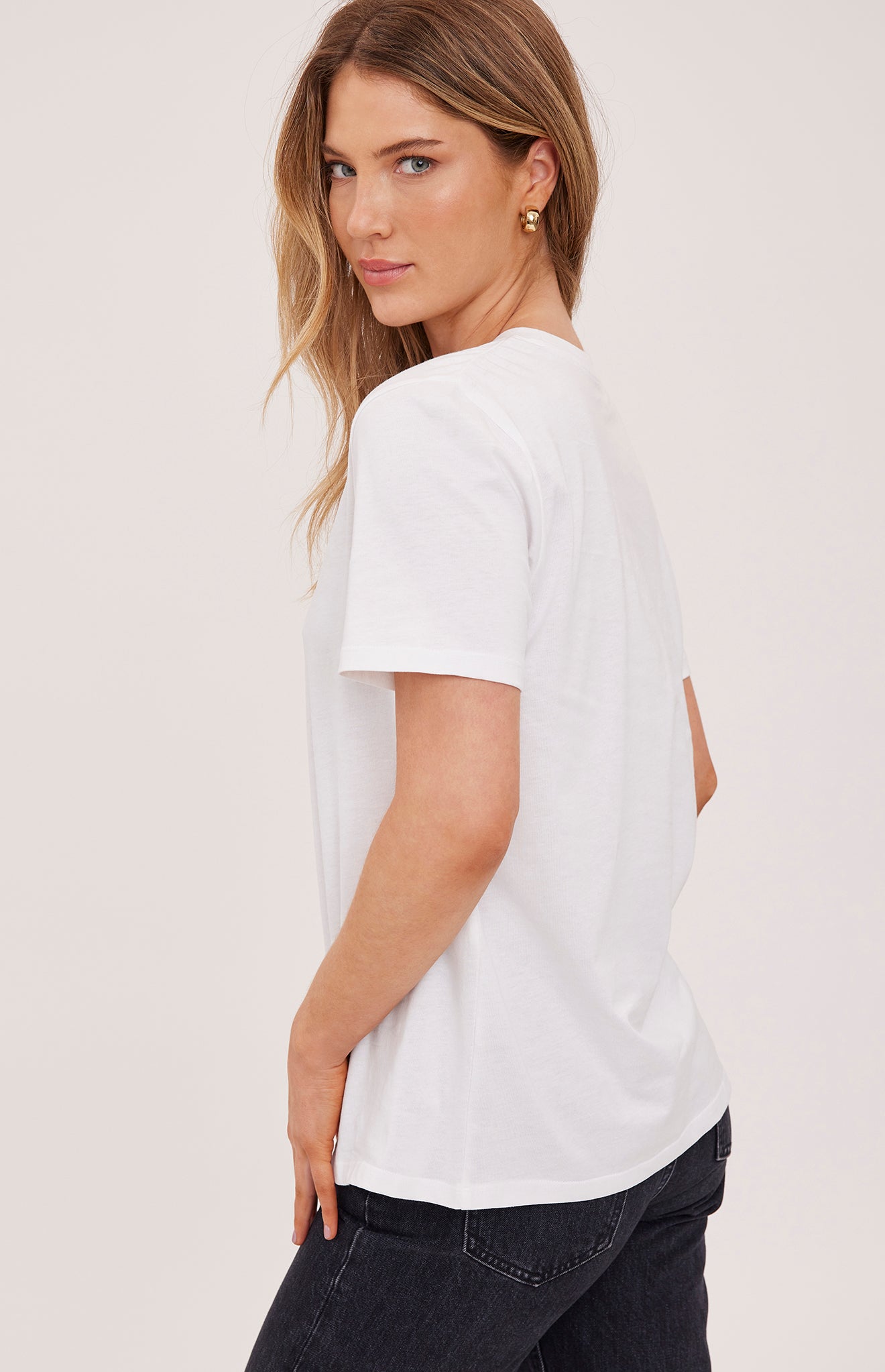 VICTORIA T-SHIRT - WHITE