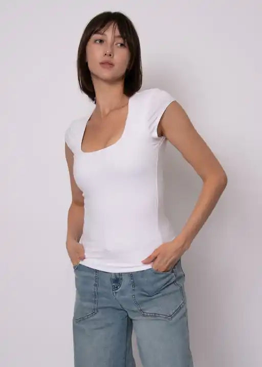 SHAYLA - Cap Sleeve Tee