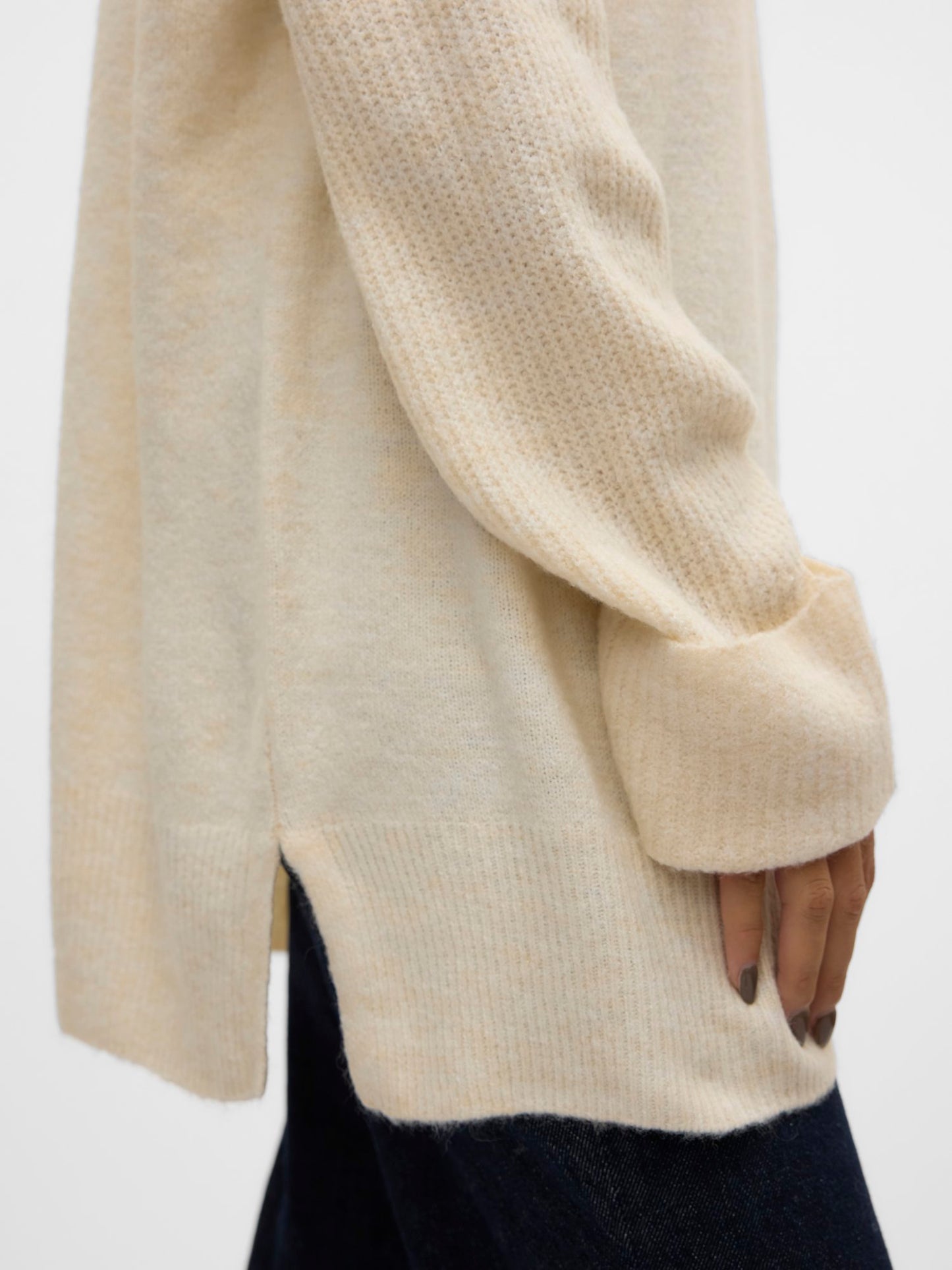 MARY Highneck Pullover - Cream